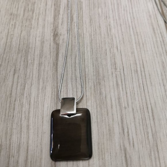 Necklace - Picture 2 of 3